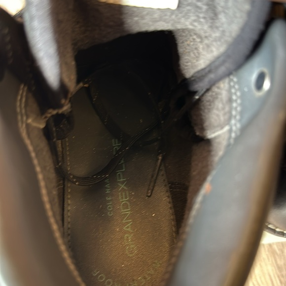 Cole Haan Warm, Waterproof Leather Boots ❄️ 🌧️ - Picture 8 of 9